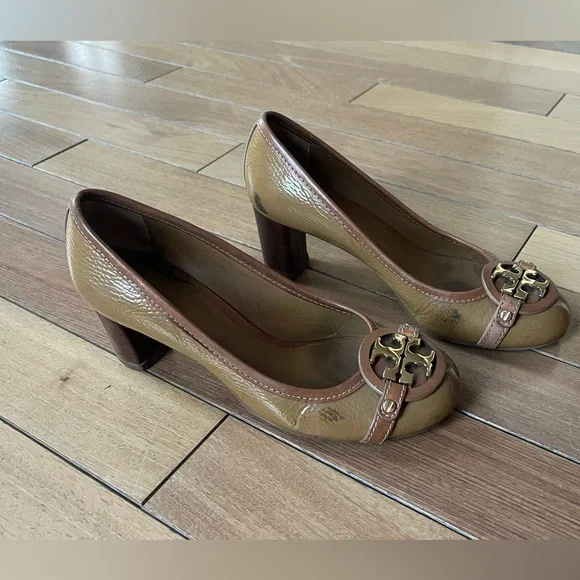 Tory Burch Aaden Logo Mid Heel Pumps Tan Brown Patent Leather Size 7.5 - Picture 3 of 15